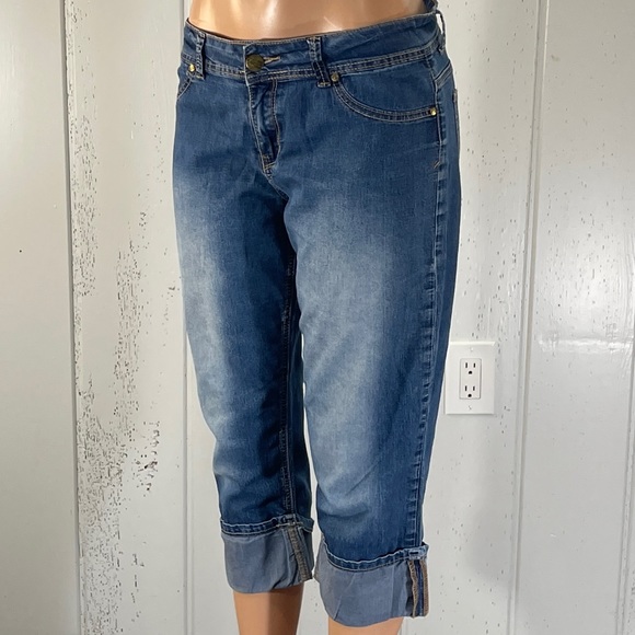 *Cherokee  Women's Light Washed  Cuffed Jeans Capri Sz 12 - Picture 6 of 11